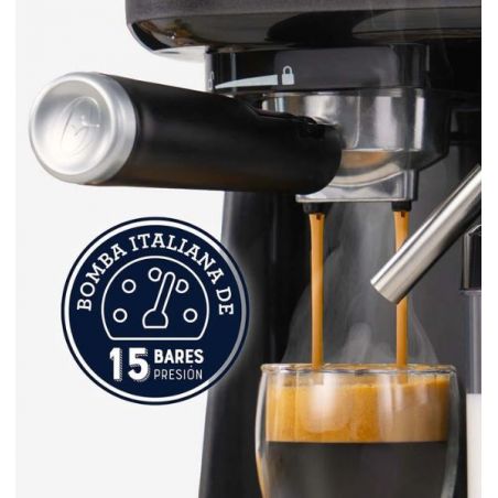 Cafetera para espresso y cappuccino Oster® Oster® BVSTEM5501B