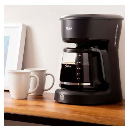 Cafetera Oster® de 12 tazas al mejor precio en Paraguay